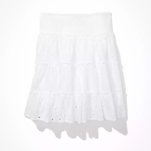 🦄 AE Tiered Smocked Mini Skirt White - Picture 3 of 5